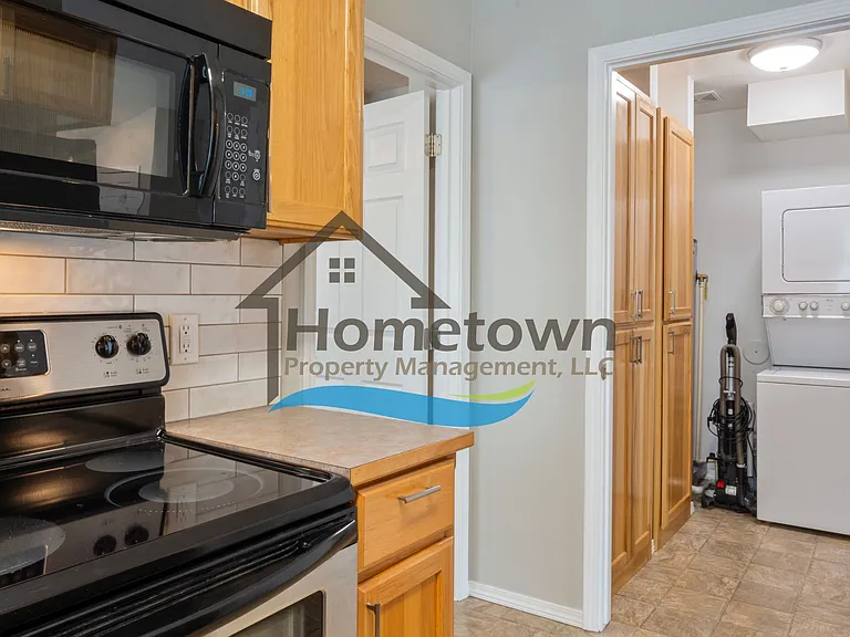 723-1 E Whispering Pines Ln — Photo 13