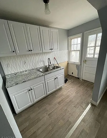 6 Normandy Pl — Photo 11