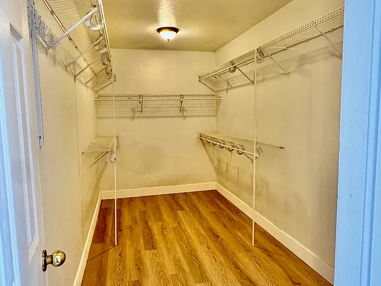 12704 Briar Hollow Ln — Photo 11