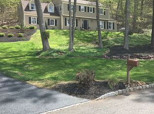1432 Drum Hill Rd, Martinsville, NJ 08836