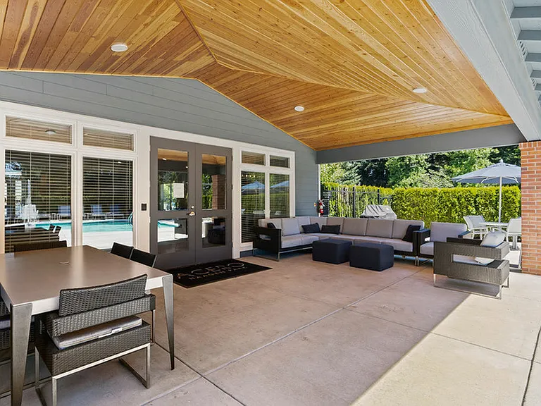 Outdoor Lounge