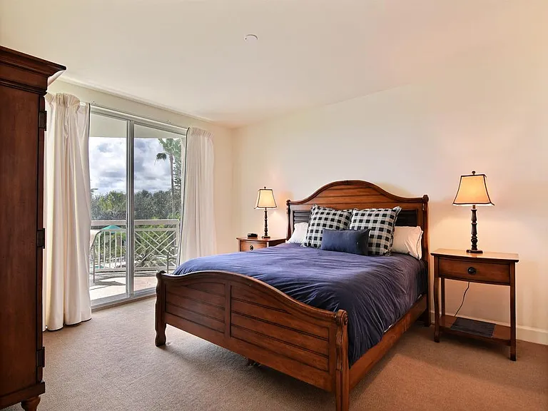 940 Turtle Cove Ln #210 — Photo 14
