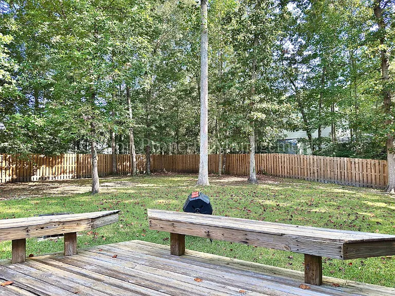 7408 Bluestone Ct — Photo 31