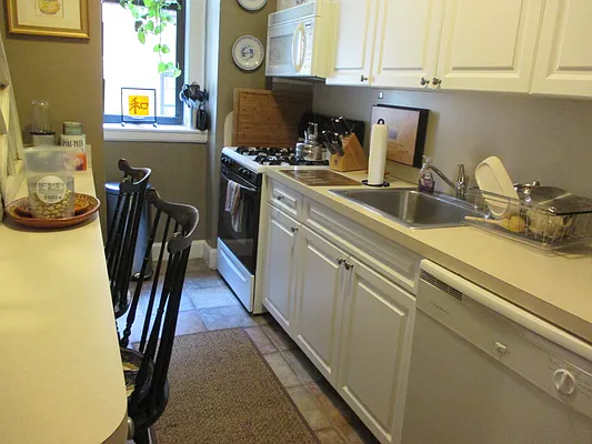 Rented by Rita S Citrin, LREB | media 21