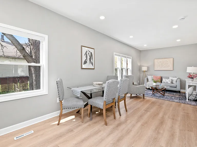 2935B N Richards St #B — Photo 3