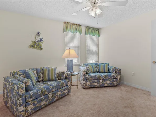 1925 Westminster Circle #1, Vero Beach, FL 32966