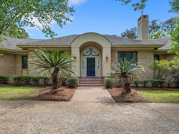 2nd image of 3908 Bobbin Brook Cir