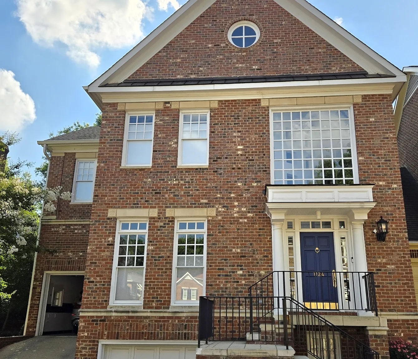 4 bed, 4.5 bath, 3850 sqft, $12,000 — Photo 1
