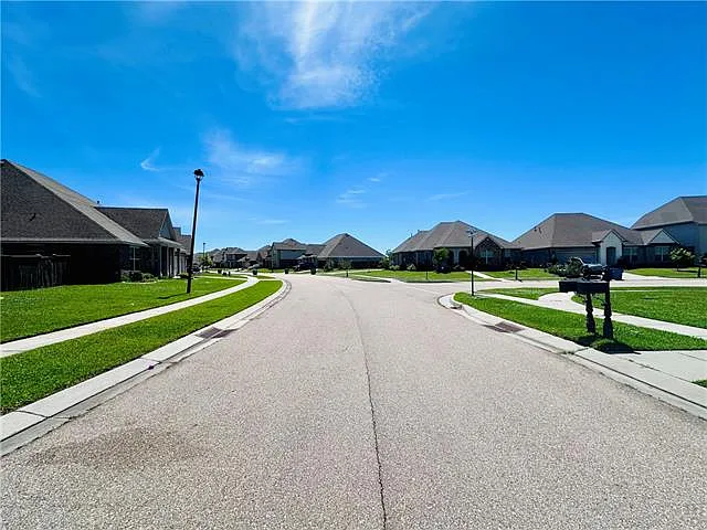 3764 Canal Bank Dr — Photo 36