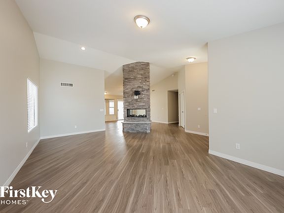 3rd image of 8832 W Acapulco Ln