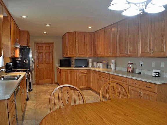 5th image of 8202 Galloway Dr
