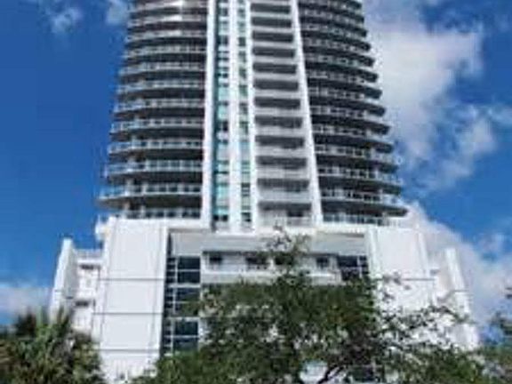 3rd image of 315 NE 3rd Ave APT 2102