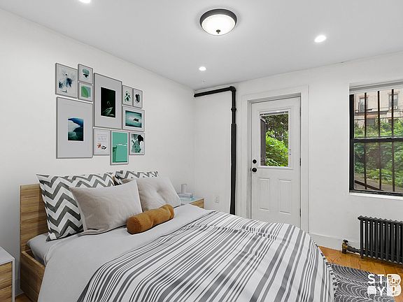 5th image of 70 Halsey St #1B