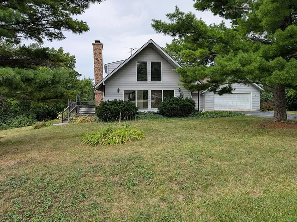6507 Rowland Rd, Huntley, IL 60142