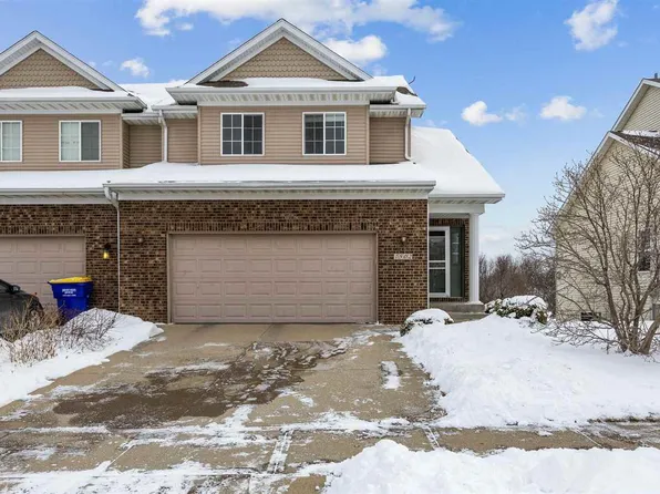 1502 Sadler Dr, North Liberty, IA 52317