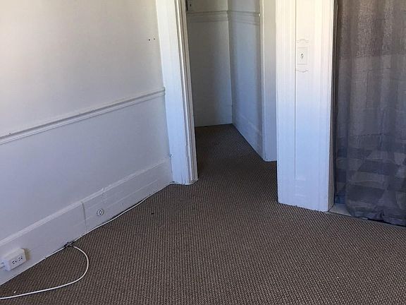 4th image of 2306 Market St APT 412