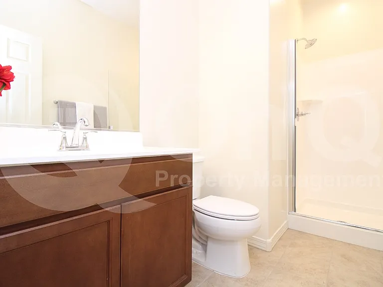 5734 W Getty Dr — Photo 12