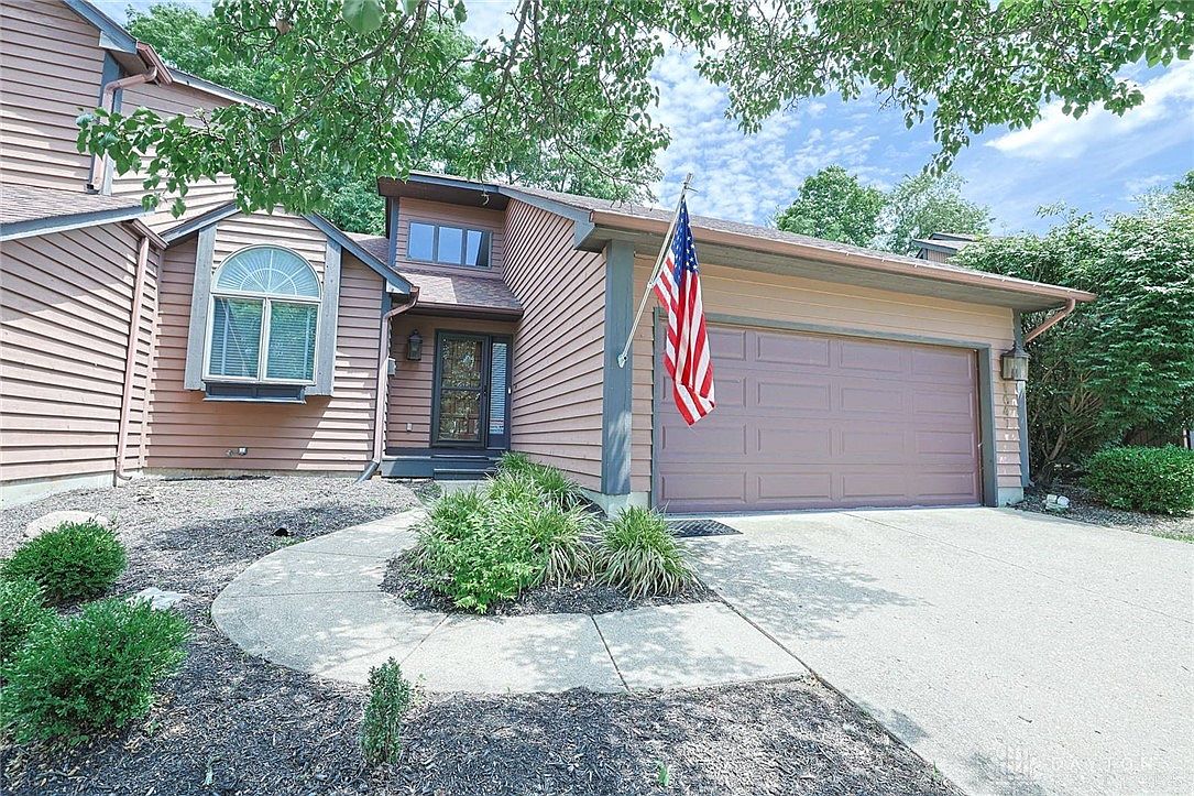 1047 Golfview Dr #10