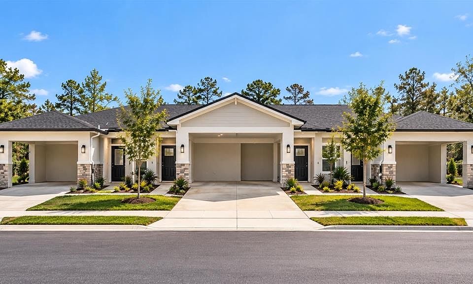 1st image of 425 PRESTWICK PLACE