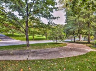 5805 State Line Rd, Kansas City, MO 64113