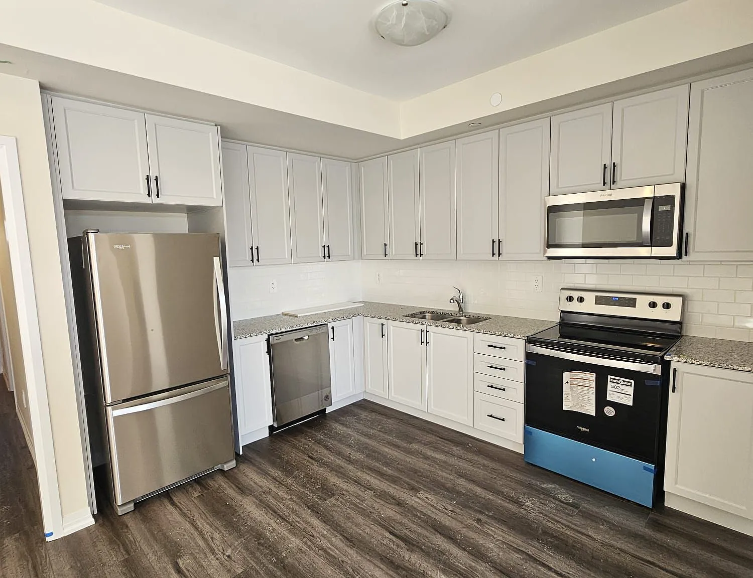 2 bed, $2,700 — Photo 4