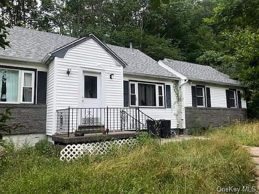1st image of 5095 Main St