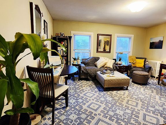 3rd image of 272 Hayts Rd