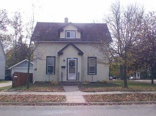 2301 Locust St, Stevens Point, WI 54481