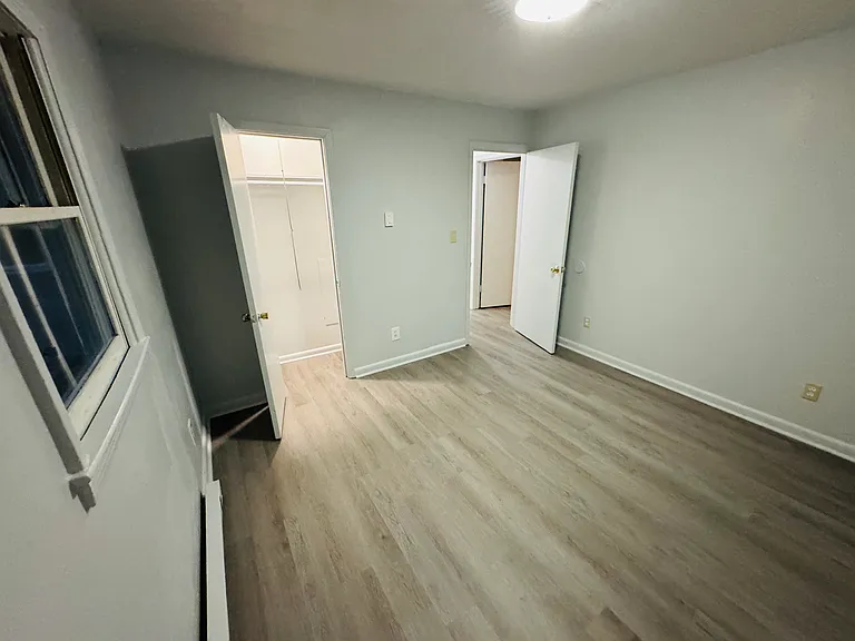 2512 Rockwood Dr — Photo 9