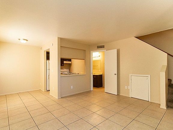 4th image of 6302 N 64th Dr APT 6