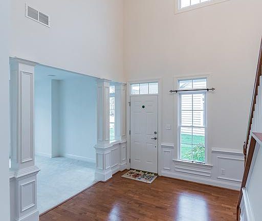 4th image of 1031 Balfour Cir