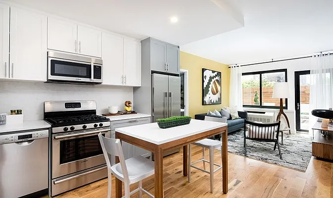 Rented by Vertical Real Estate LLC | media 1