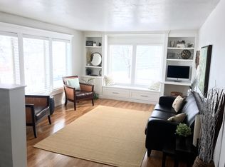 111 Hillside Dr, Evanston, WY 82930