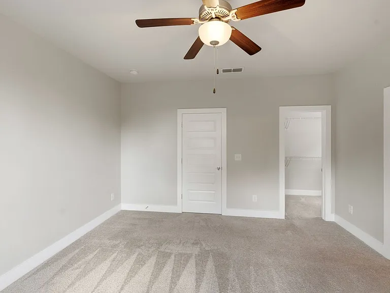 752 Cottage Park Dr — Photo 26