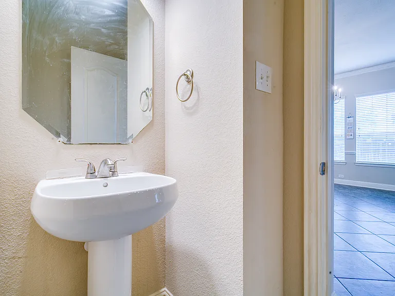 3116 Hereford Dr — Photo 14