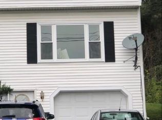 60-A Upland St, Worcester, MA 01607