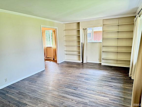 5th image of 3605 W Torquay Rd