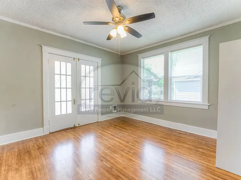 806 Maury St — Photo 11