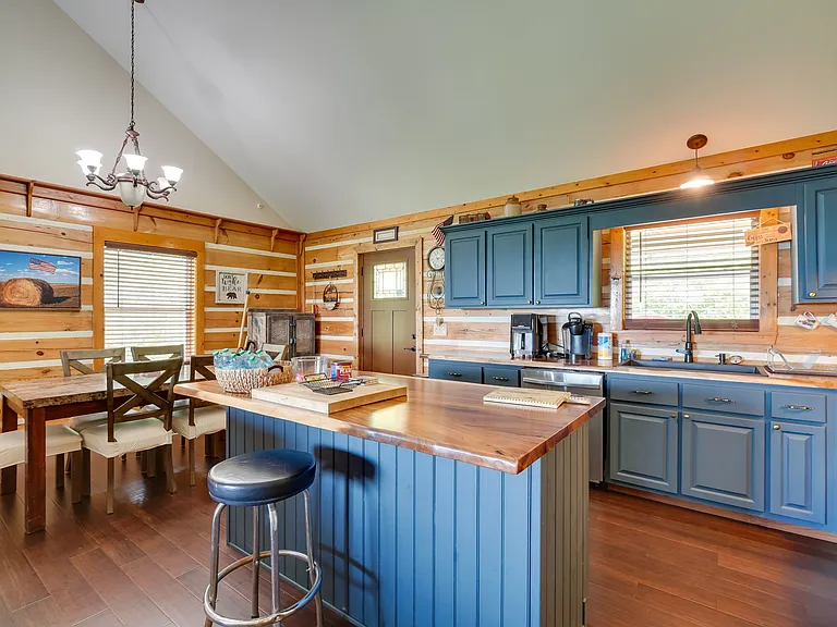 136 Mary Brown Ln — Photo 4