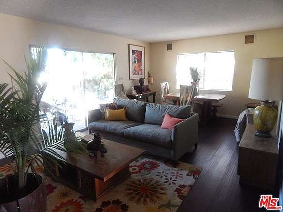 5th image of 3814 S Cloverdale Ave