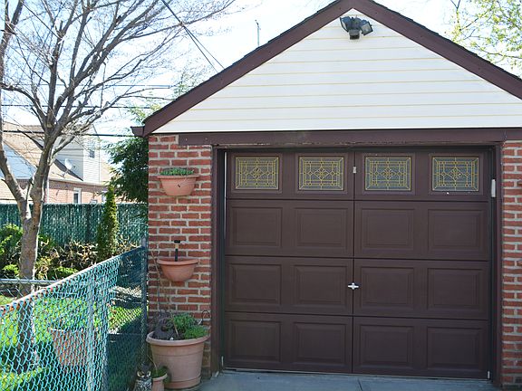 3rd image of 11919 229th St