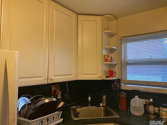 3rd image of 77-14A 247th St Floor 1
