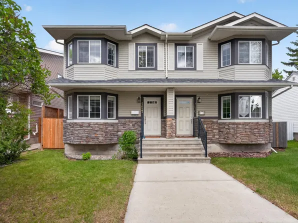 7027 106th St NW, Edmonton, AB T6H 2W5