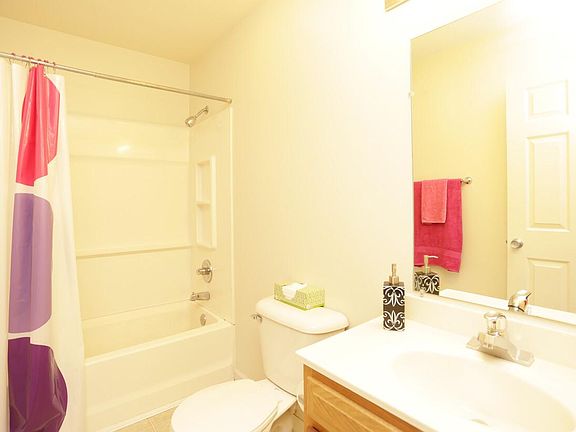 3rd image of 5829 Copper Beech Blvd APT 5829