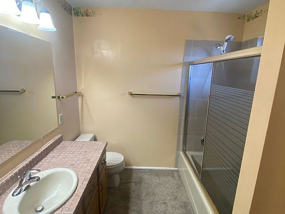 5th image of 2565 Everett Dr