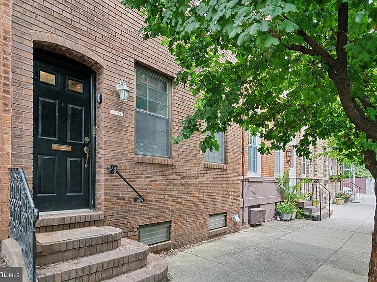 1007 Dickinson St #2 — Photo 13
