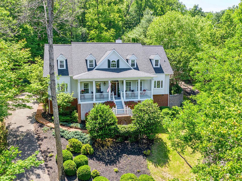 1st image of 6743 Christopher Dr