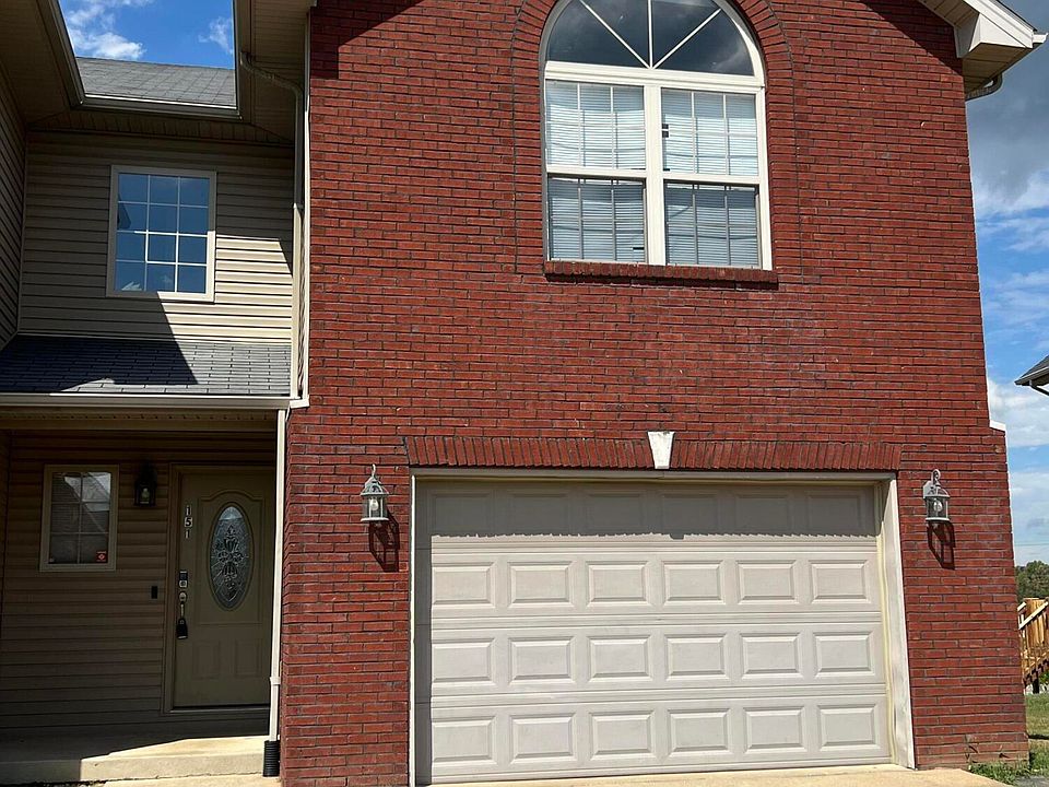 1st image of 151 Twin Lakes Dr