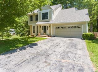 9 Strathmore Dr, Arden, NC 28704