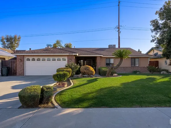 1909 Harry E Yarnell Ct, Bakersfield, CA 93304